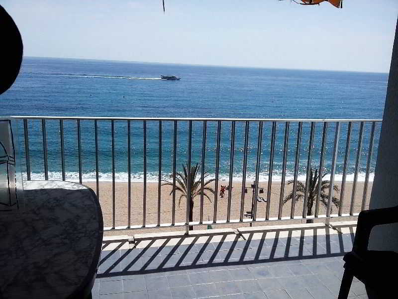 Apartaments Ar Easy Borodin Lloret de Mar Exterior photo